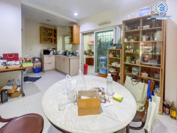 *****ทาวน์เฮ้าส์มือสอง 3 ชั้น ม.ภุมรินทร์ พหลโยธิน72 หลังมุม บนเนื้อที่ 37 ตร.ว. ฟังก์ชัน 5 ห้องนอน 4 ห้องน้ำ 2 ที่จอดรถ แถมฟรี! 3 เครื่องปรับอากาศ 7 เครื่อง และปั๊มน้ำ 1 เครื่อง ทำเลดีมาก เชื่อมต่อ ถ.พหลโยธิน, ถ.รังสิต-ปทุมธานี ใกล้ห้างเซียร์รังสิต ฟิวเจอร์พาร์ครังสิต และรถไฟฟ้าสายสีแดงเข้ม "สถานีหลักหก"